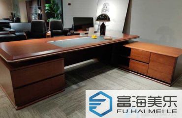 大班臺辦公桌選購注意事項(xiàng)